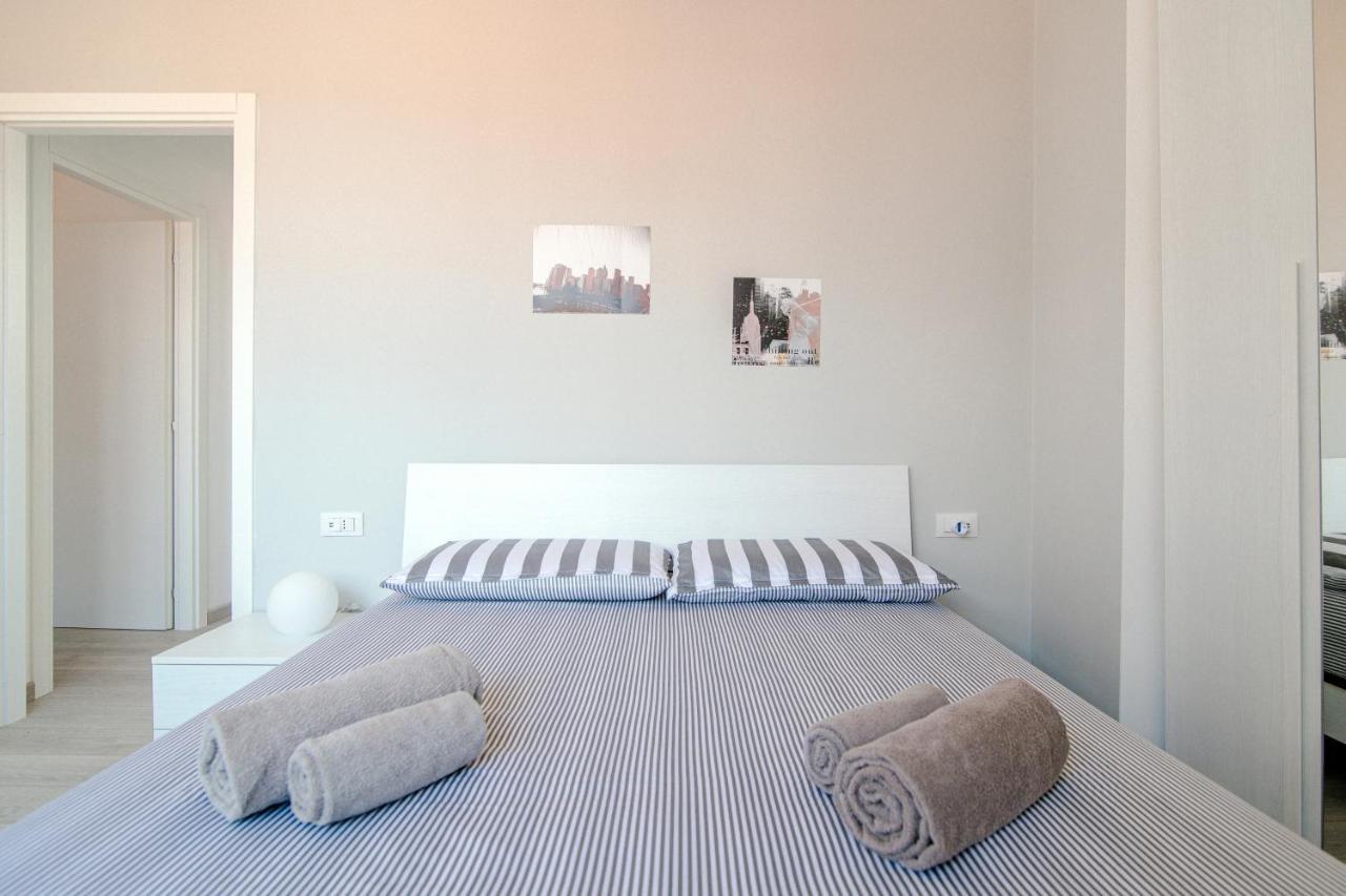 Bright Home - The House Of Travelers Комо Экстерьер фото