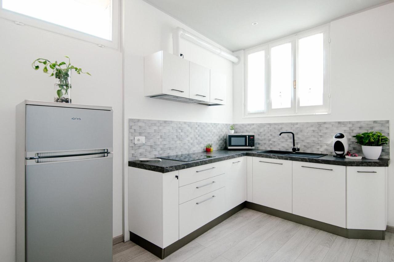 Bright Home - The House Of Travelers Комо Экстерьер фото